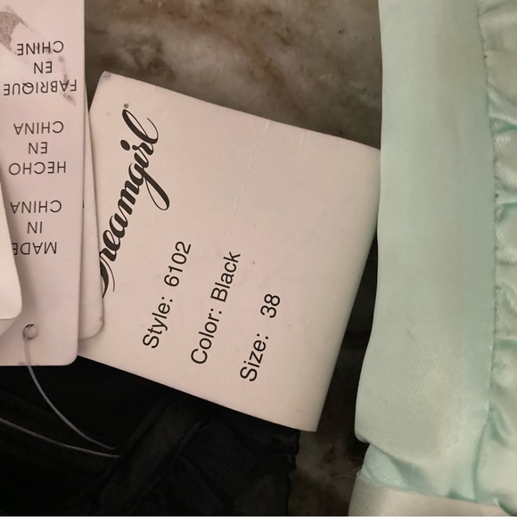 Cindie's Dreamgirl collection Red roses w/lace / Black Reversible Corset size 38 - Picture 9 of 10